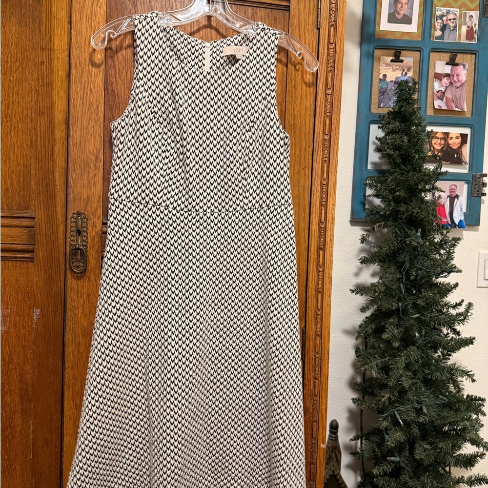 LOFT Black and White Chevron Knit Dress